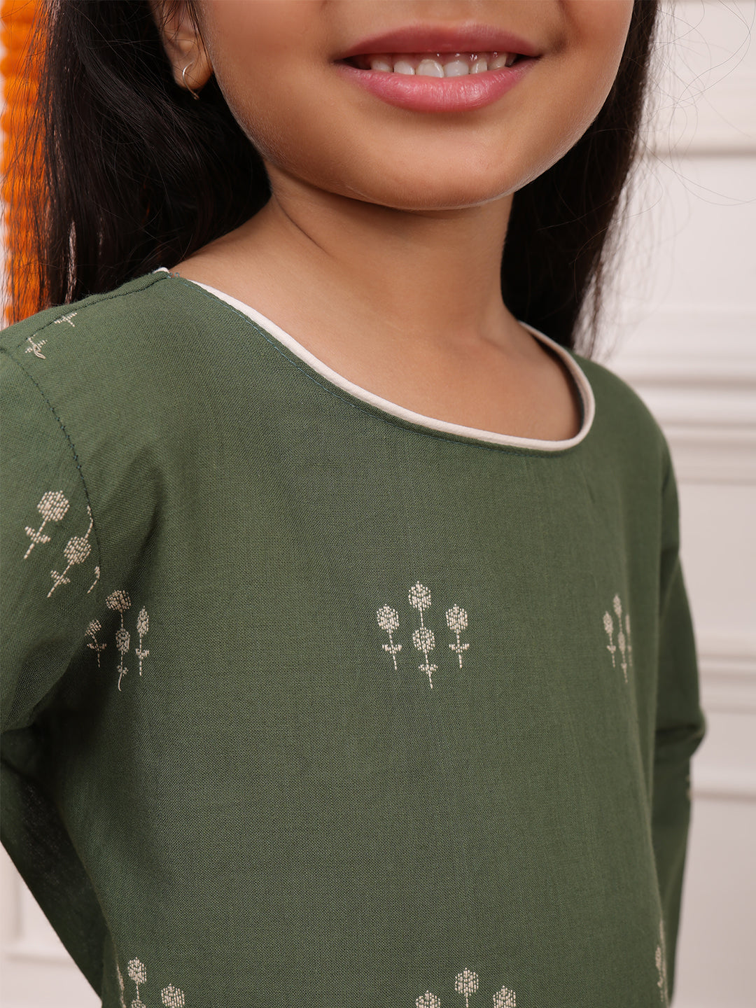 Girls Printed Full Sleeves Kurta Set-Dark Green