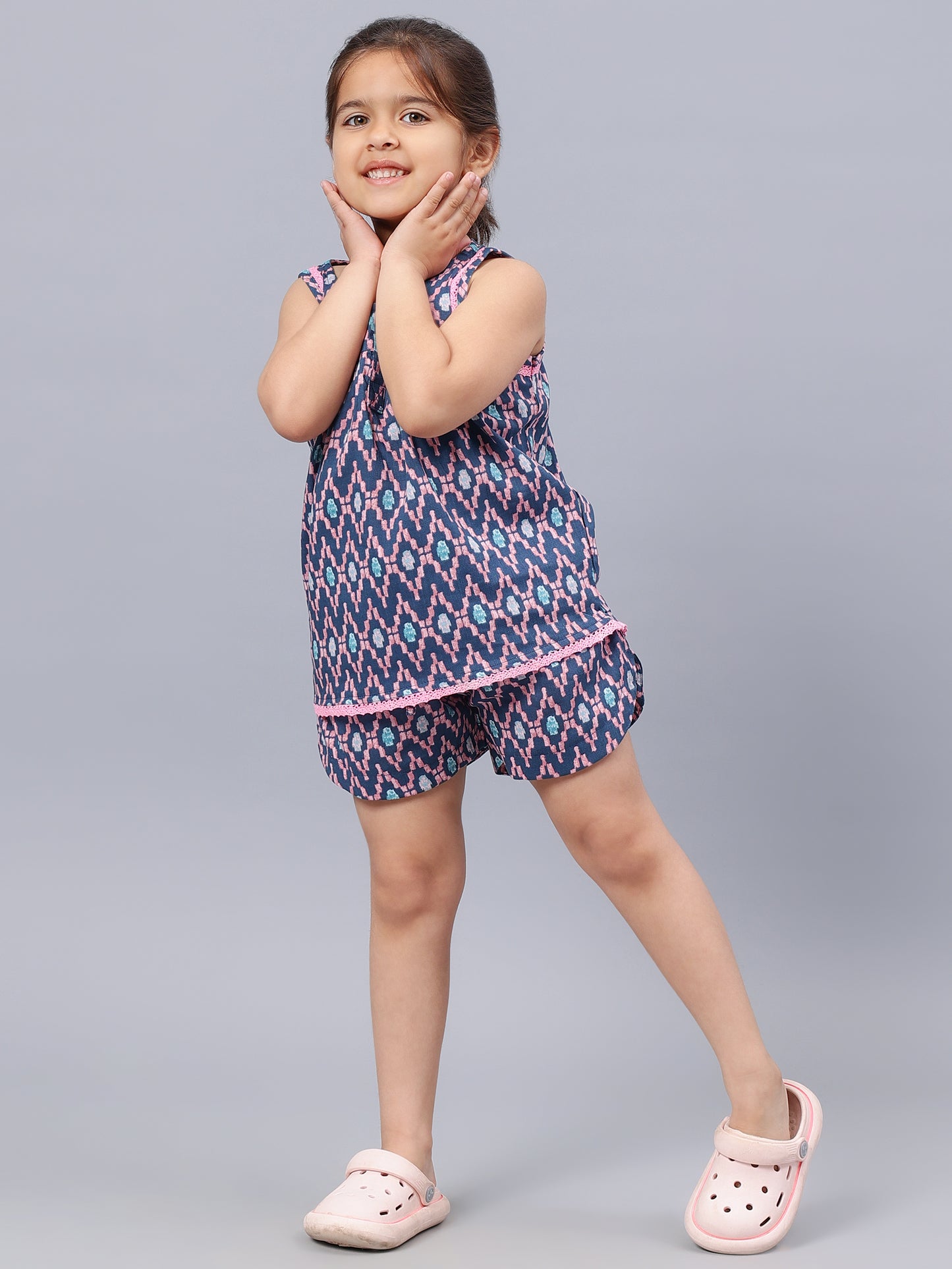 Co-ords Printed Shorts Set For Girls