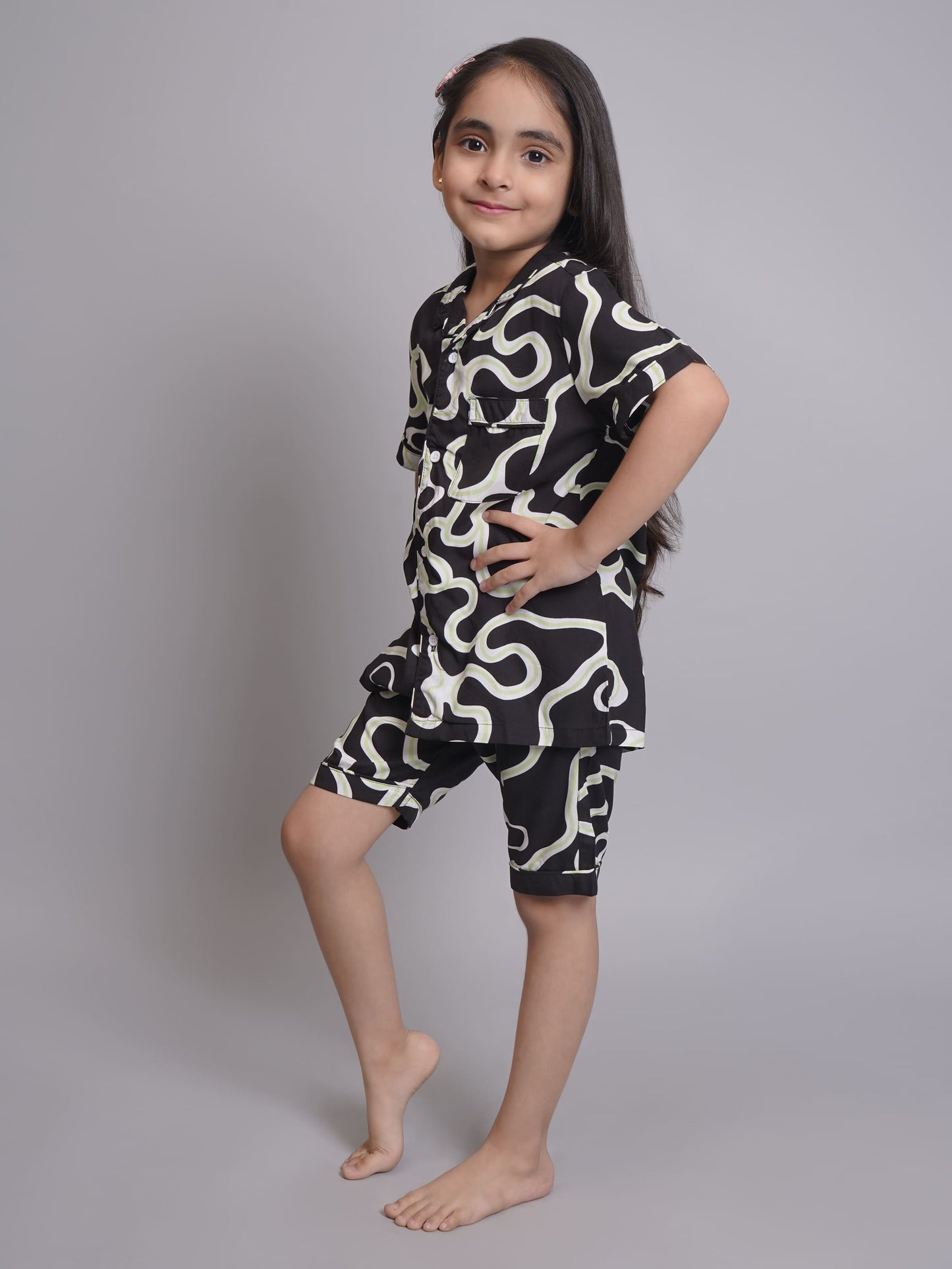 Abstract Printed Half Sleeves Night Suits For Girls