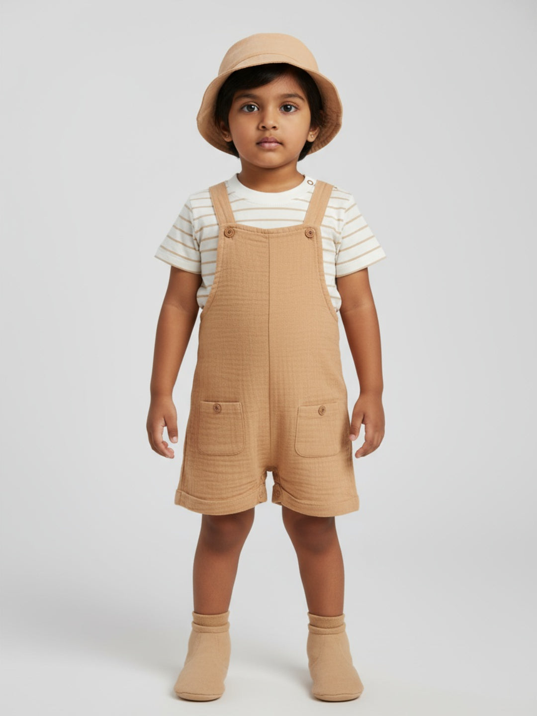 Biglilpeople Boys Solid Dungaree and T-Shirt Set with Hat