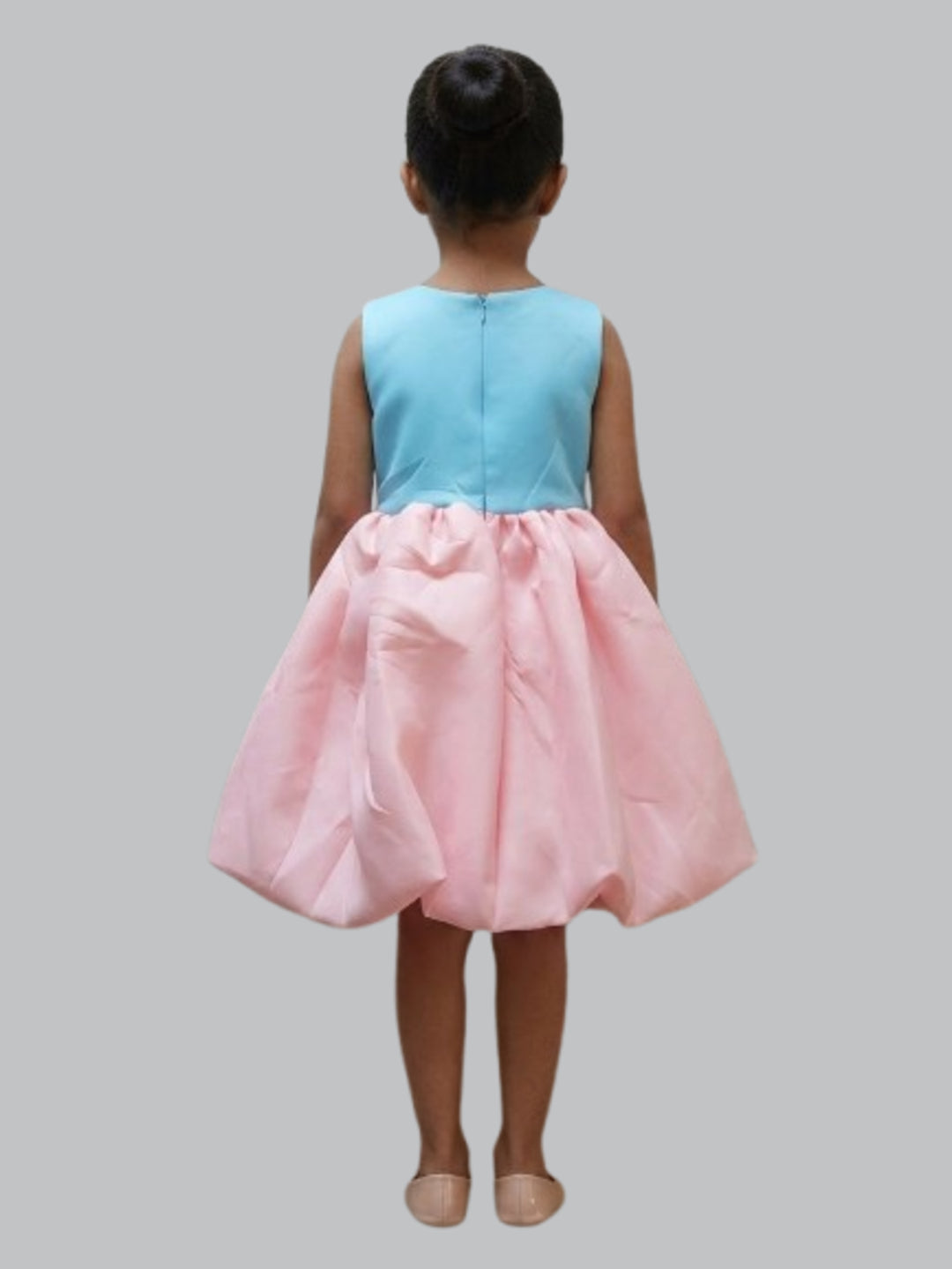 Biglilpeople Girls Multicolour Color-Blocked 3D Floral Round Neck Sleeveless Fit & Flare Dress