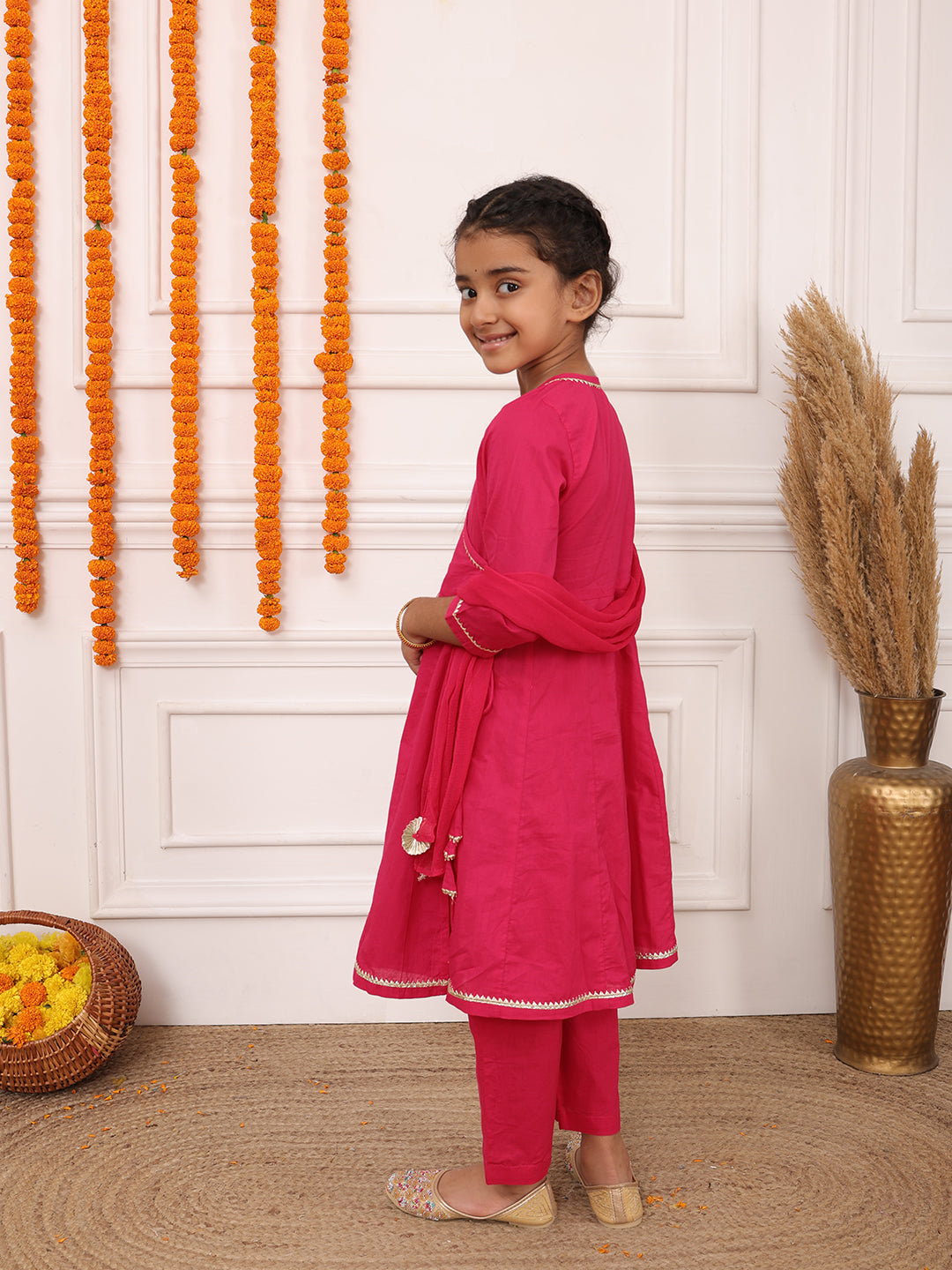 Biglilpeople Girls Solid V-Neck 3/4th Sleeves Angrakha Set
