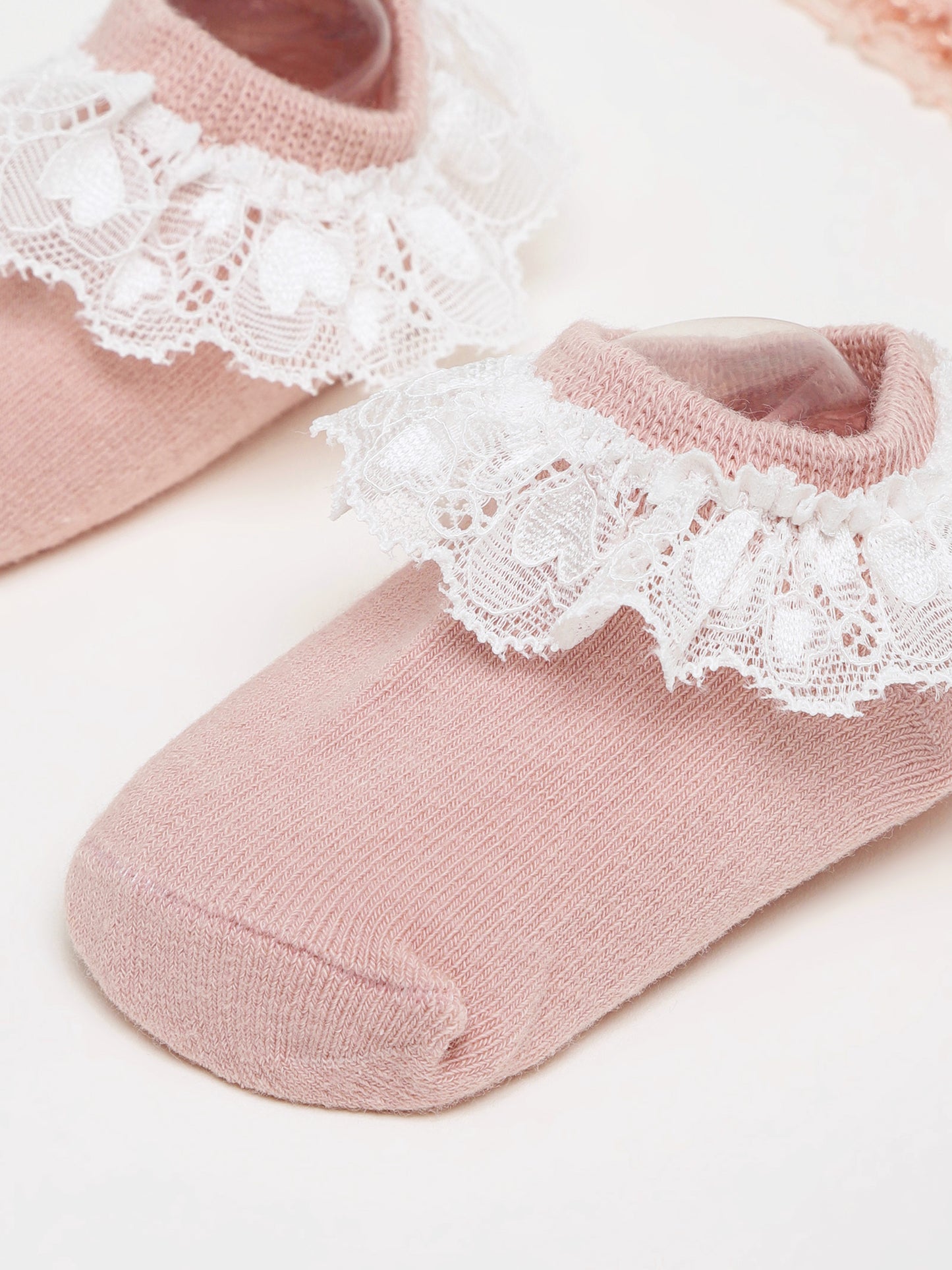 Baby Girls Socks & Headband Set – Soft & Stylish Combo for Newborns