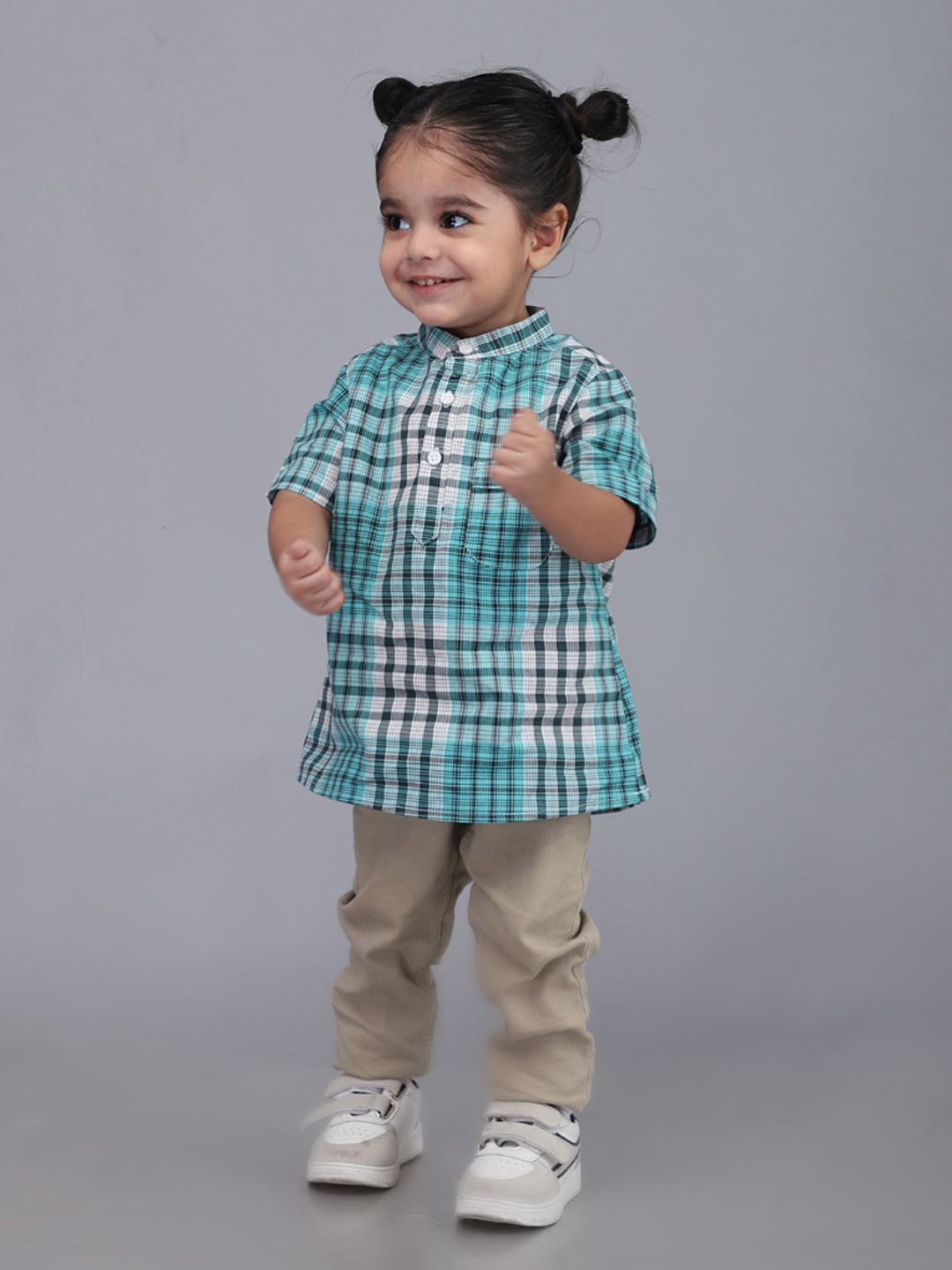Green Checkered Half Sleeves Casual Shirt