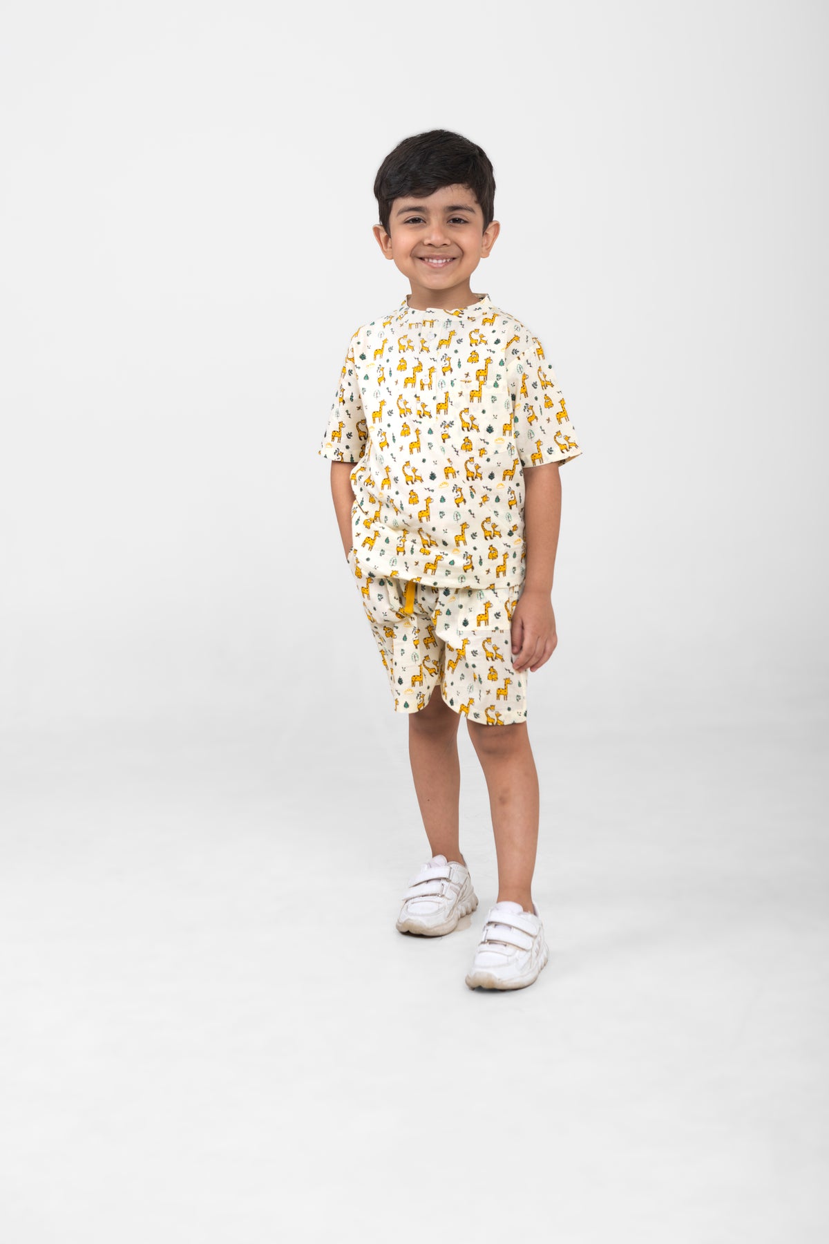 Conjunto de dos piezas de algodón de manga corta para niños unisex (estampado de animales)