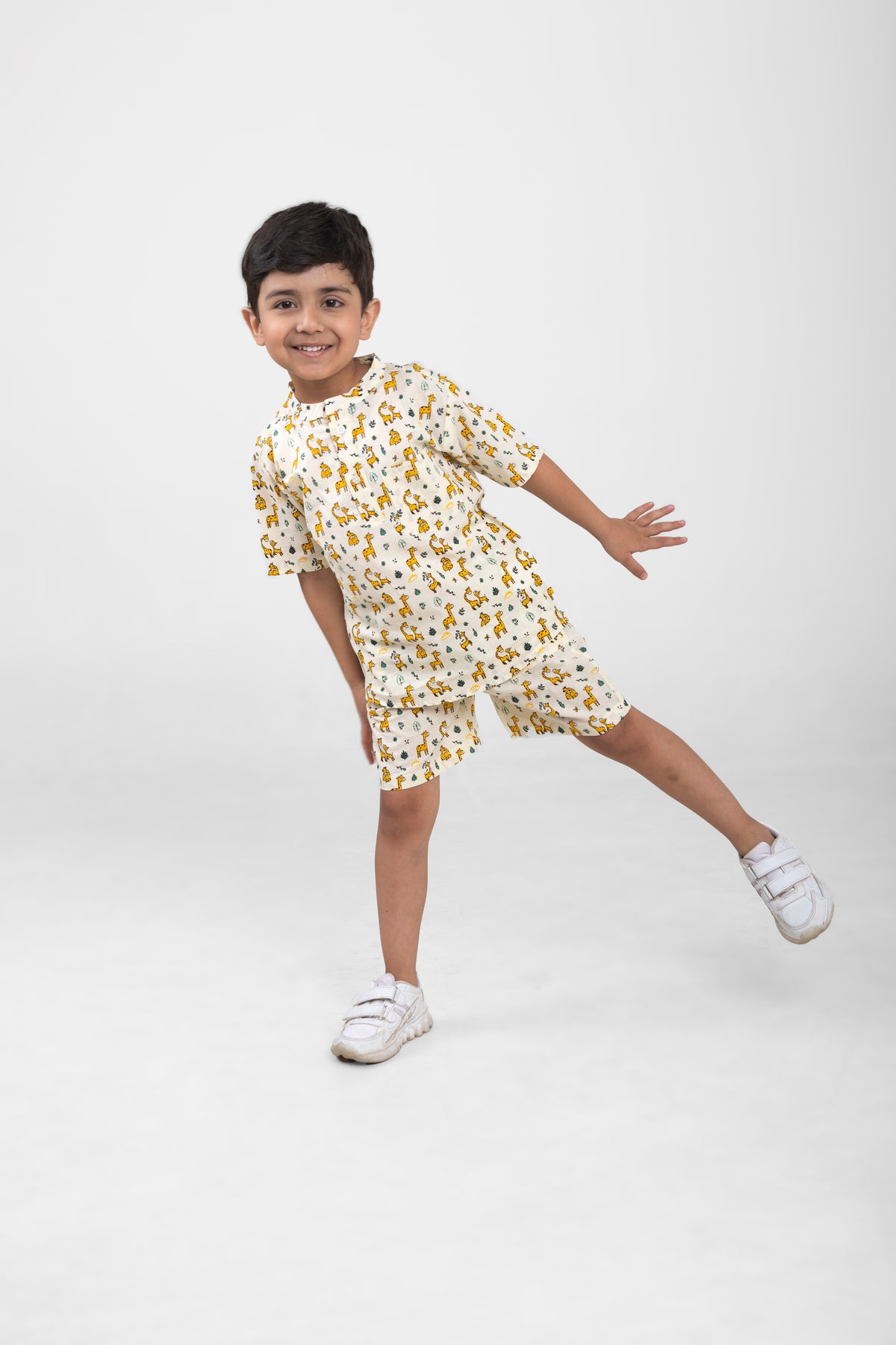 Conjunto de dos piezas de algodón de manga corta para niños unisex (estampado de animales)