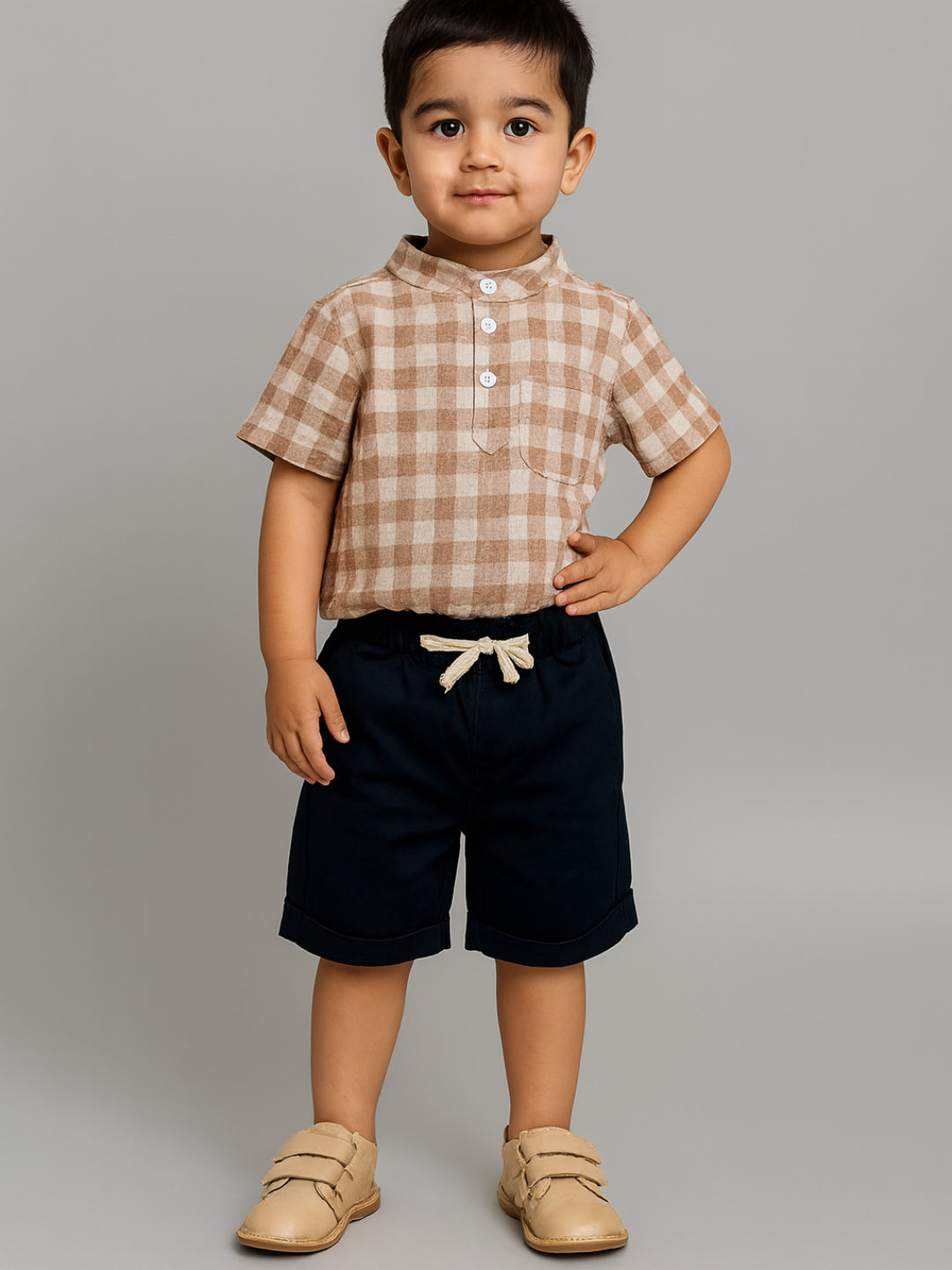 Conjuntos de camisa de cuadros con cuello mandarín y pantalón corto para bebés