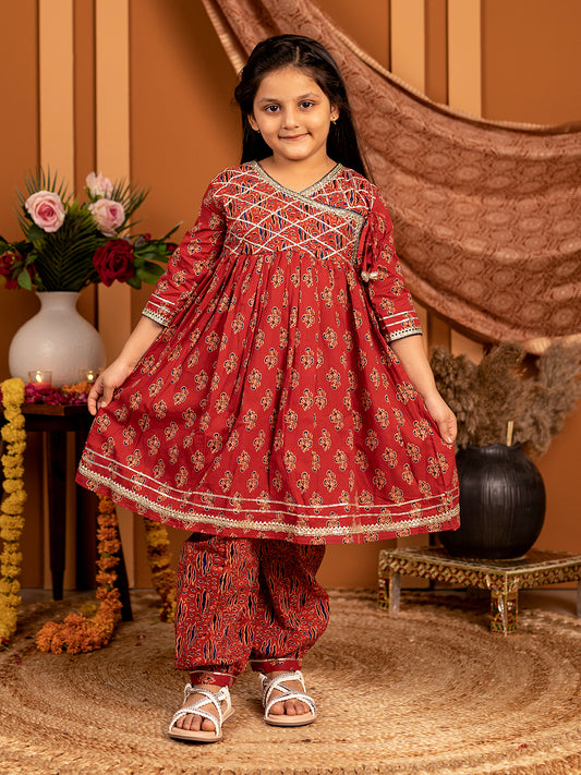 Salwar suit Set in Ajrakh Print - Red