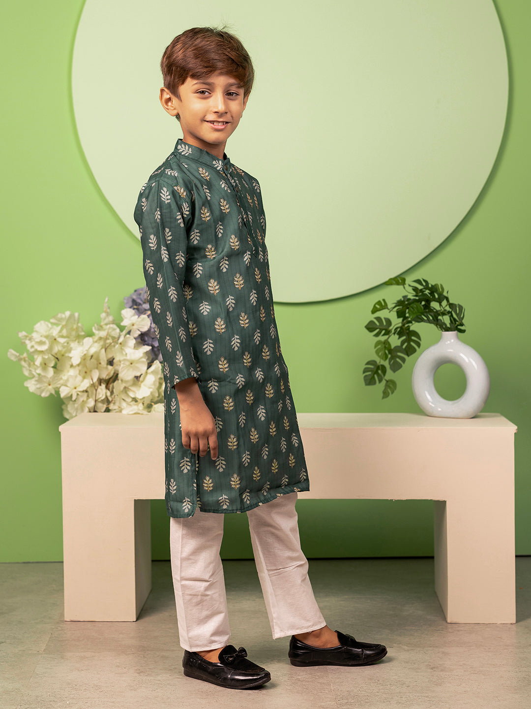 Conjunto de kurta y pijama para niño en seda de algodón Chanderi - Verde