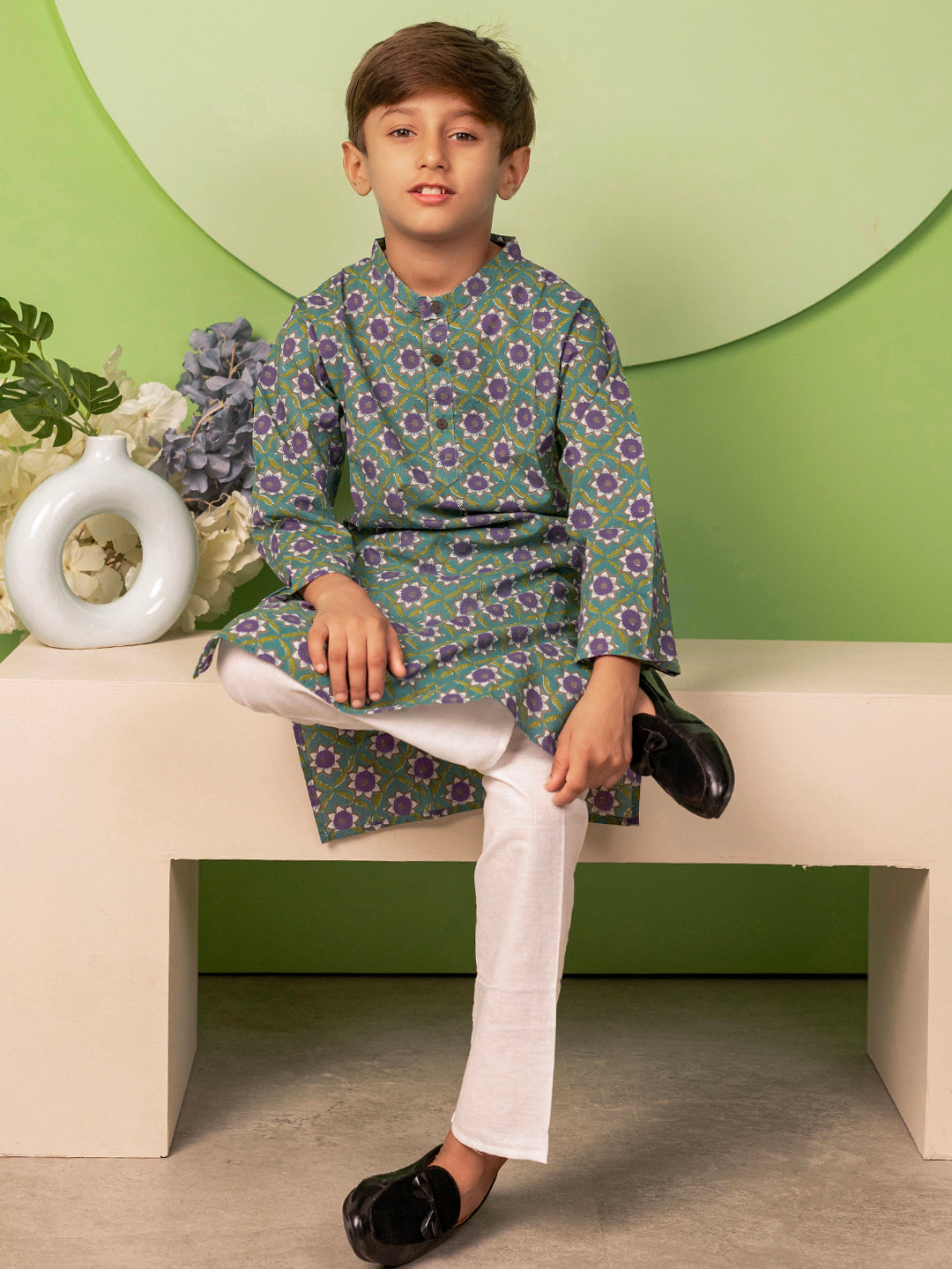 Boys Kurta Pyjama Printed Set in Cotton - Green