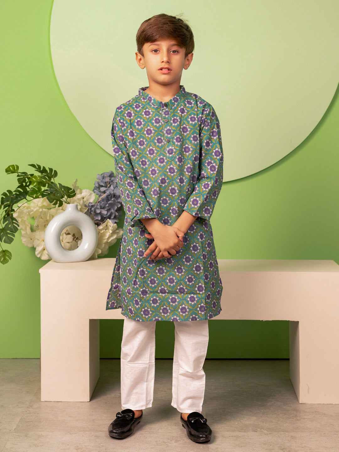 Boys Kurta Pyjama Printed Set in Cotton - Green