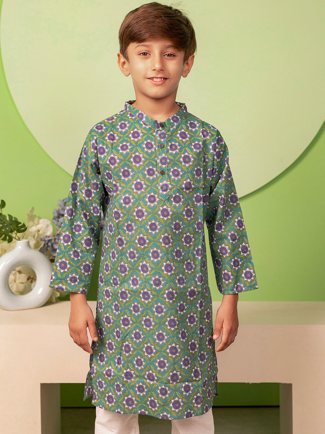 Boys Kurta Pyjama Printed Set in Cotton - Green