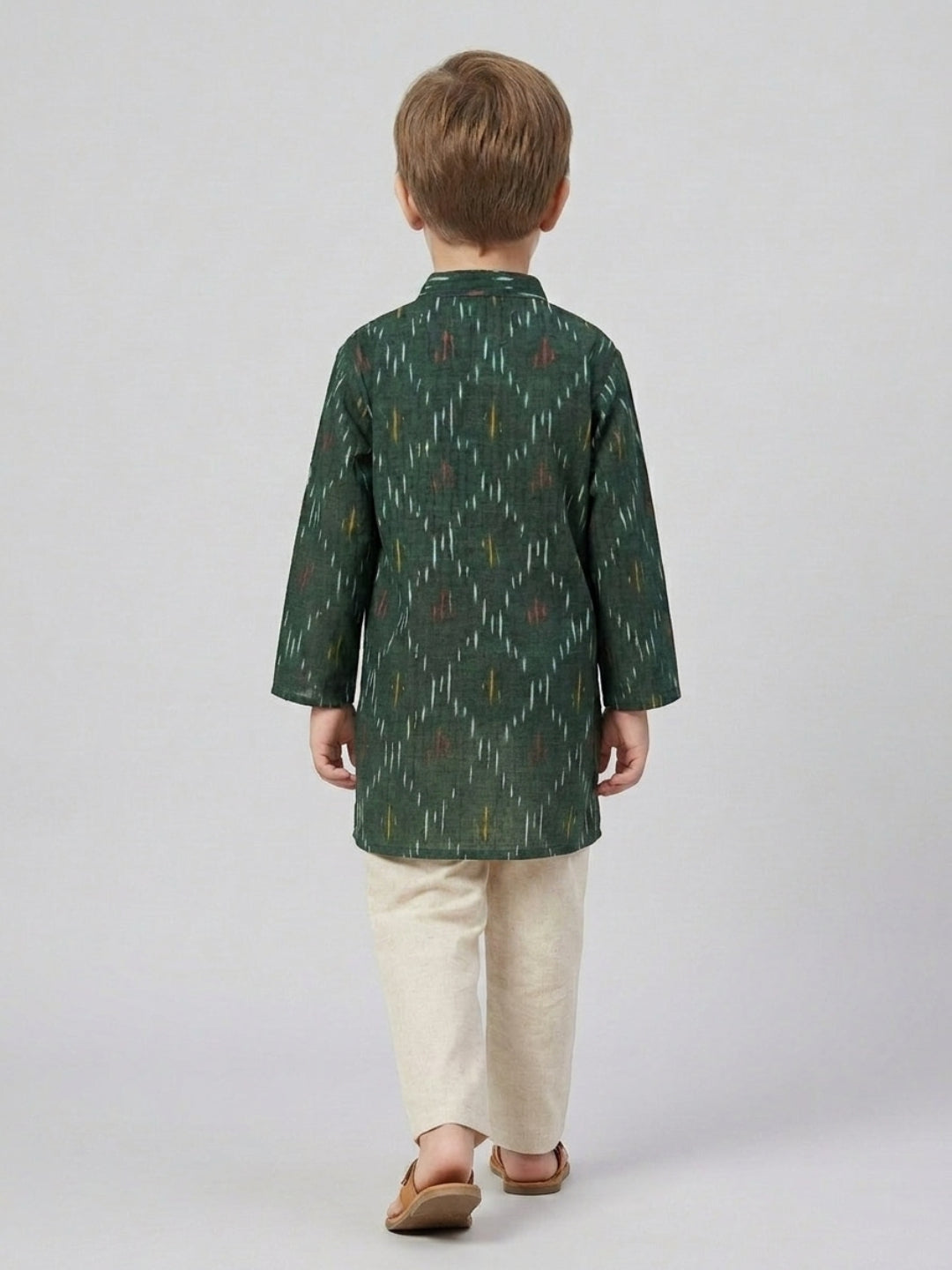 Biglilpeople Boys Dark Green Ikat Printed Mandarin Collar Cotton Kurta Set