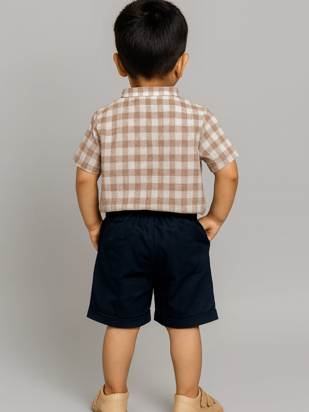 Conjuntos de camisa de cuadros con cuello mandarín y pantalón corto para bebés