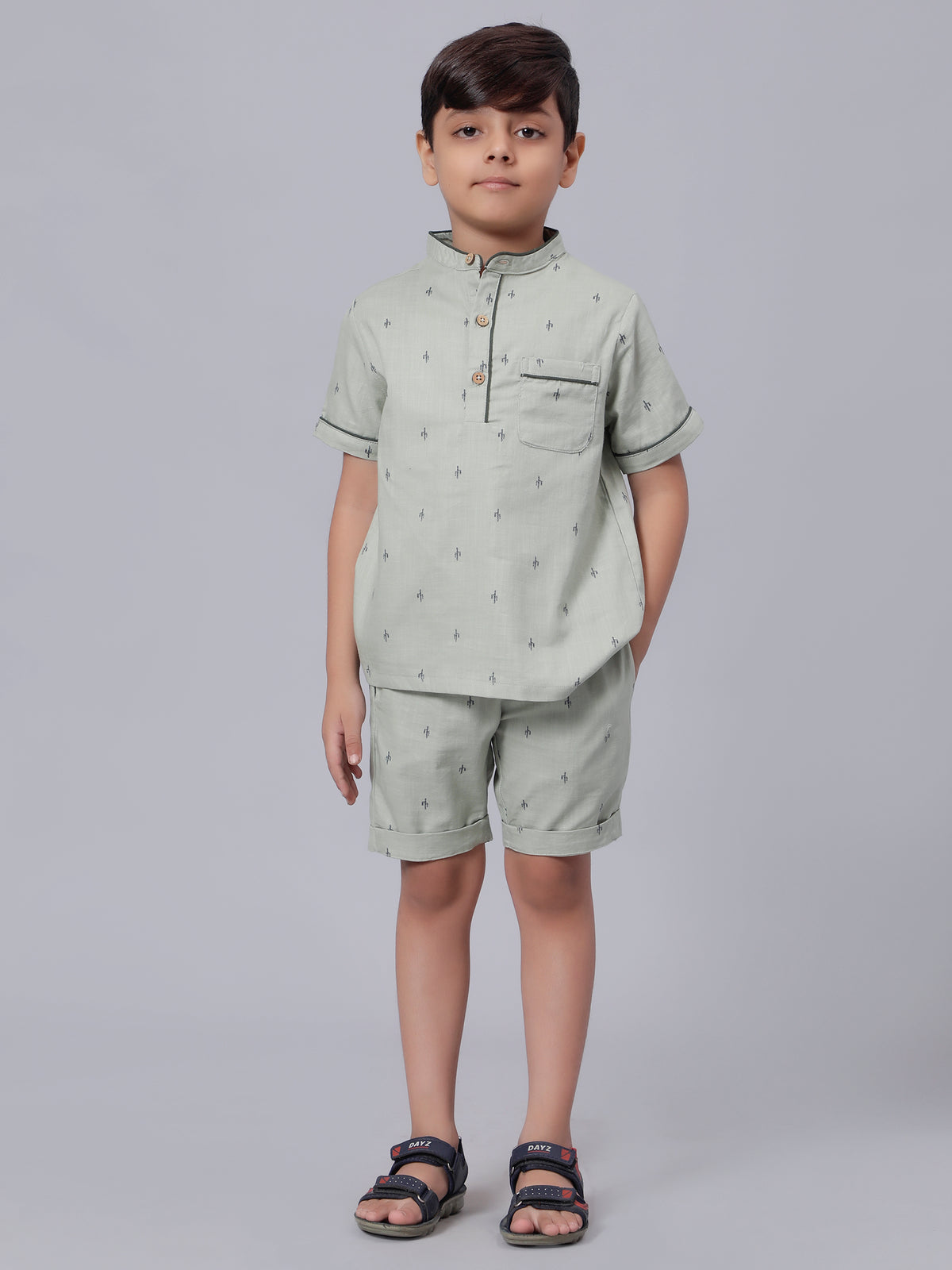 Conjunto coordinado con estampado de cactus