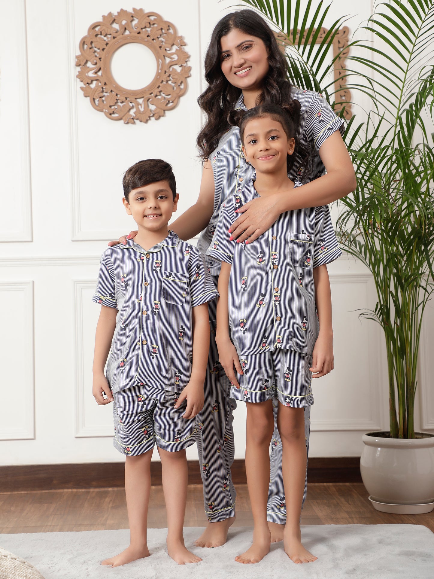 Notched Unisex night suit in Mickey Print