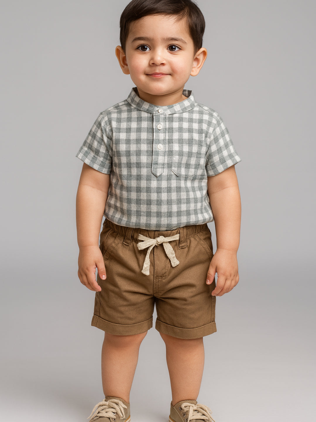 Camisas y pantalones cortos a cuadros con cuello mao para bebés niños