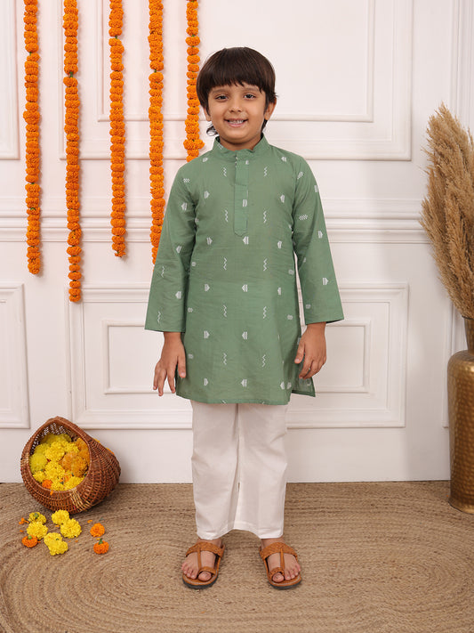 Biglilpeople Boys Woven Geometric Mandarin Collar Long Sleeves Kurta Set