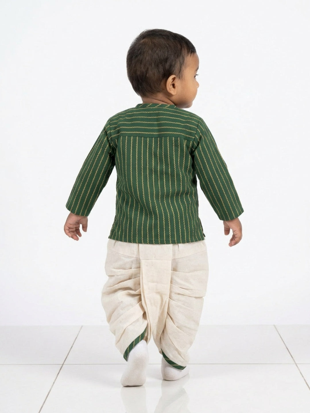 Infants round neck Vertical stripe design Green color cotton dhoti kurta set with side button closure