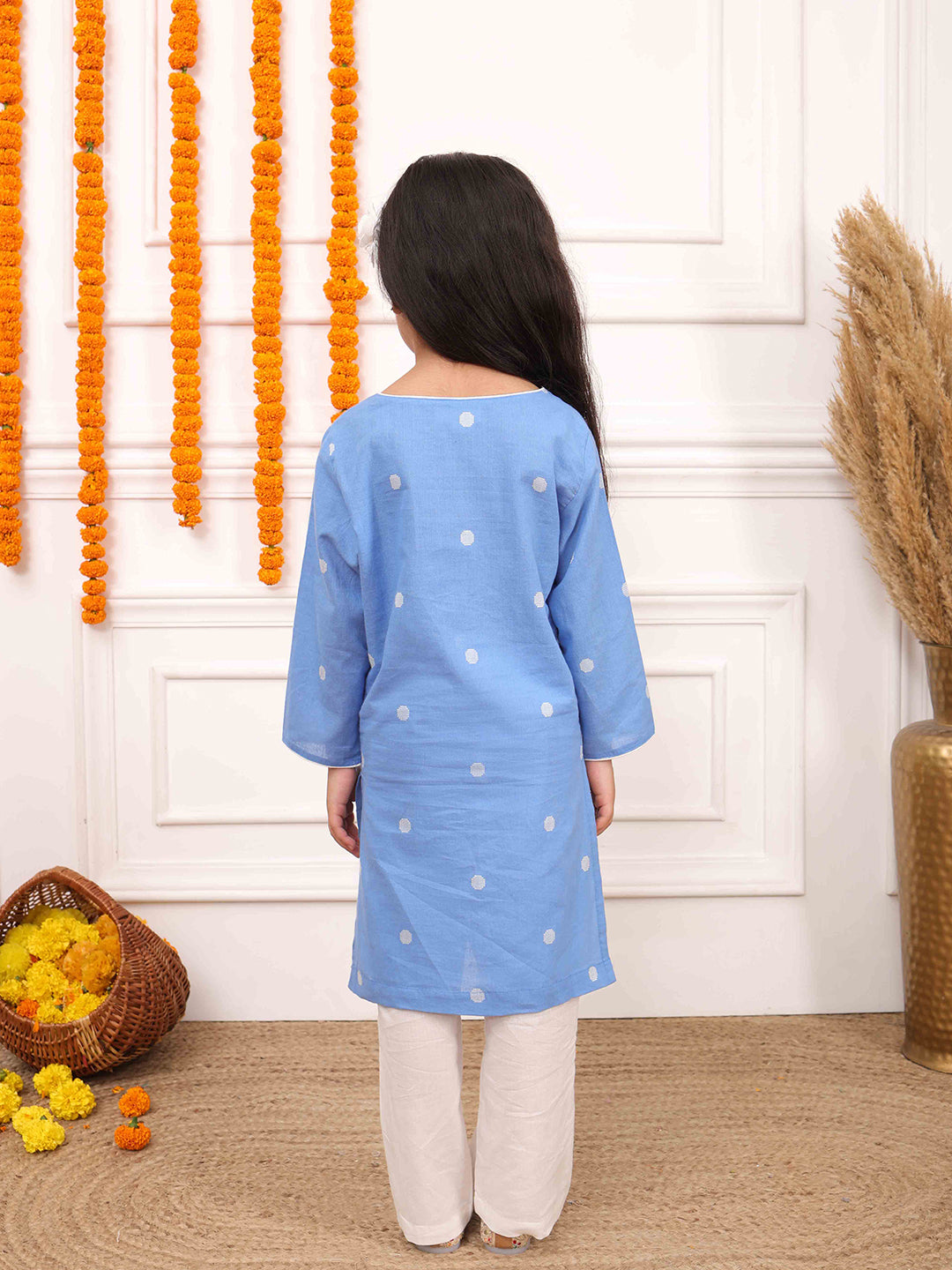 Biglilpeople Girls Woven Polka Dot Round Neck Long Sleeves Kurta Set