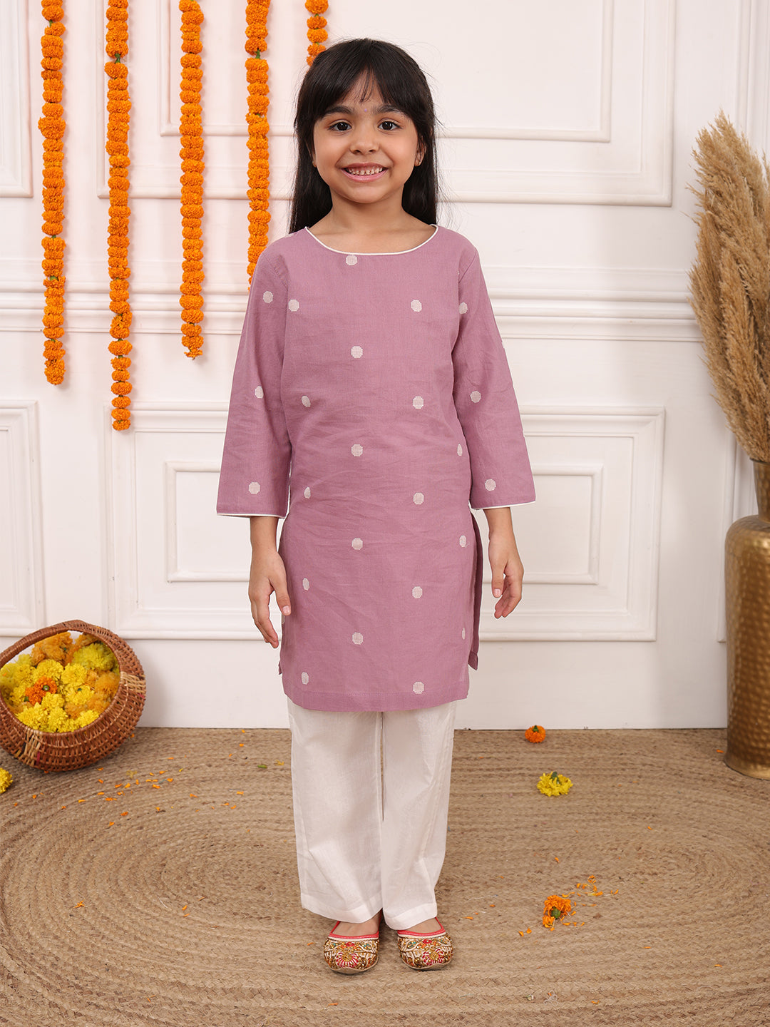 Conjunto de kurta de lunares de cuello redondo y manga francesa para niña Biglilpeople