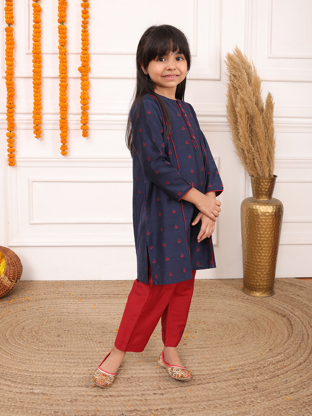 Biglilpeople Girls Woven Geometric Round Neck 3/4th Sleeves 4 Kali Kurta Set