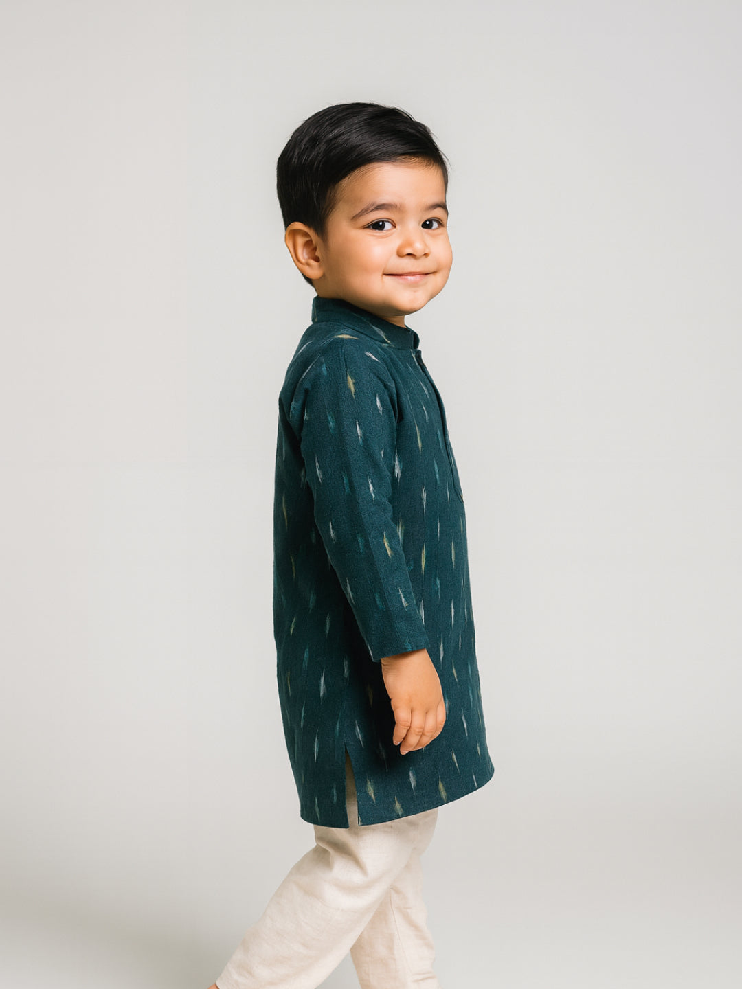 Biglilpeople Boys Printed Mandarin Collar Full Sleeves Kurta and Pyjama Set
