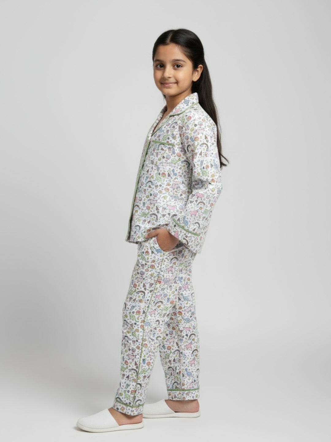 Biglilpeople Girls Rayon Printed Full Sleeves Night Suit