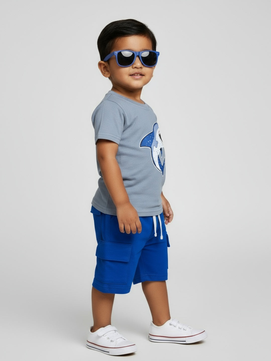 Biglilpeople Boys Graphic Print T-Shirt and Cargo Shorts Set with Sunglasses