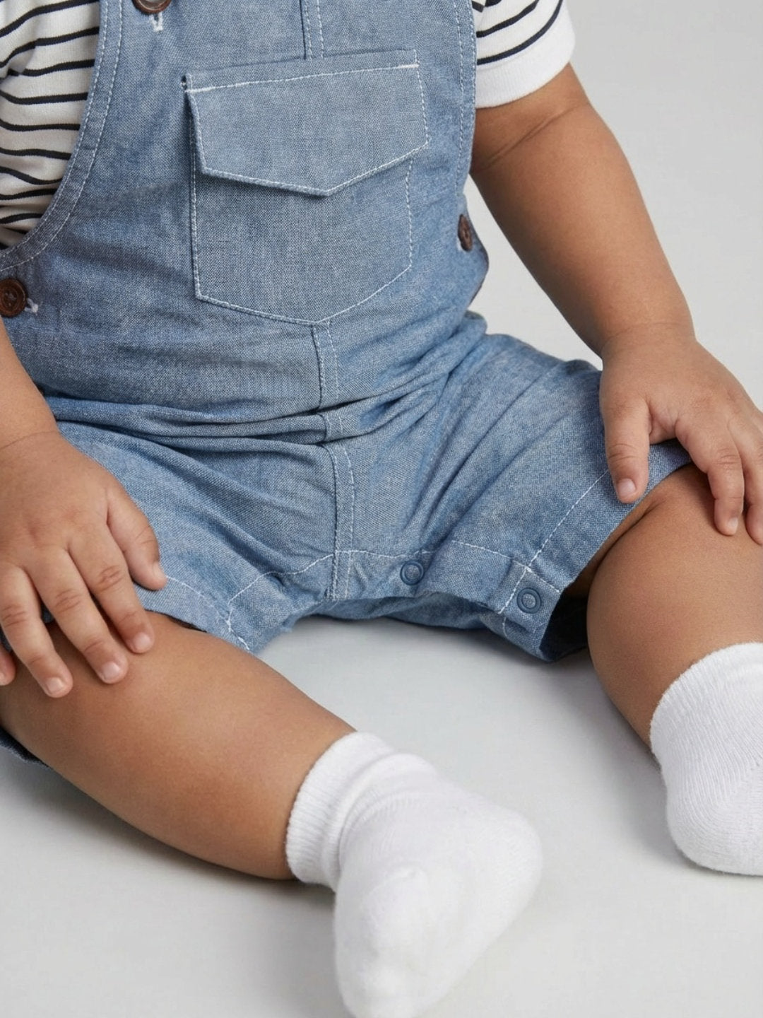 Biglilpeople Boys Blue Square Neck Short Sleeves T-Shirt & Dungaree Set with Hat