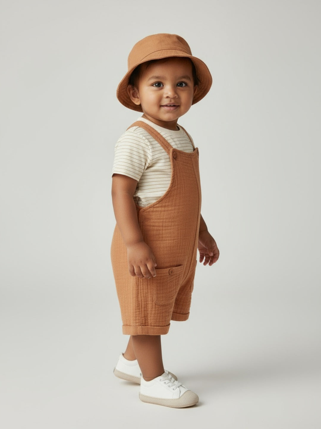 Biglilpeople Boys Solid Dungaree and T-Shirt Set with Hat