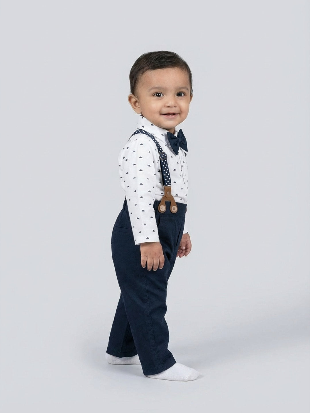 Biglilpeople Boys Navy Blue Spread Collar Full Sleeves Bow Tie & Suspenders Formal Set