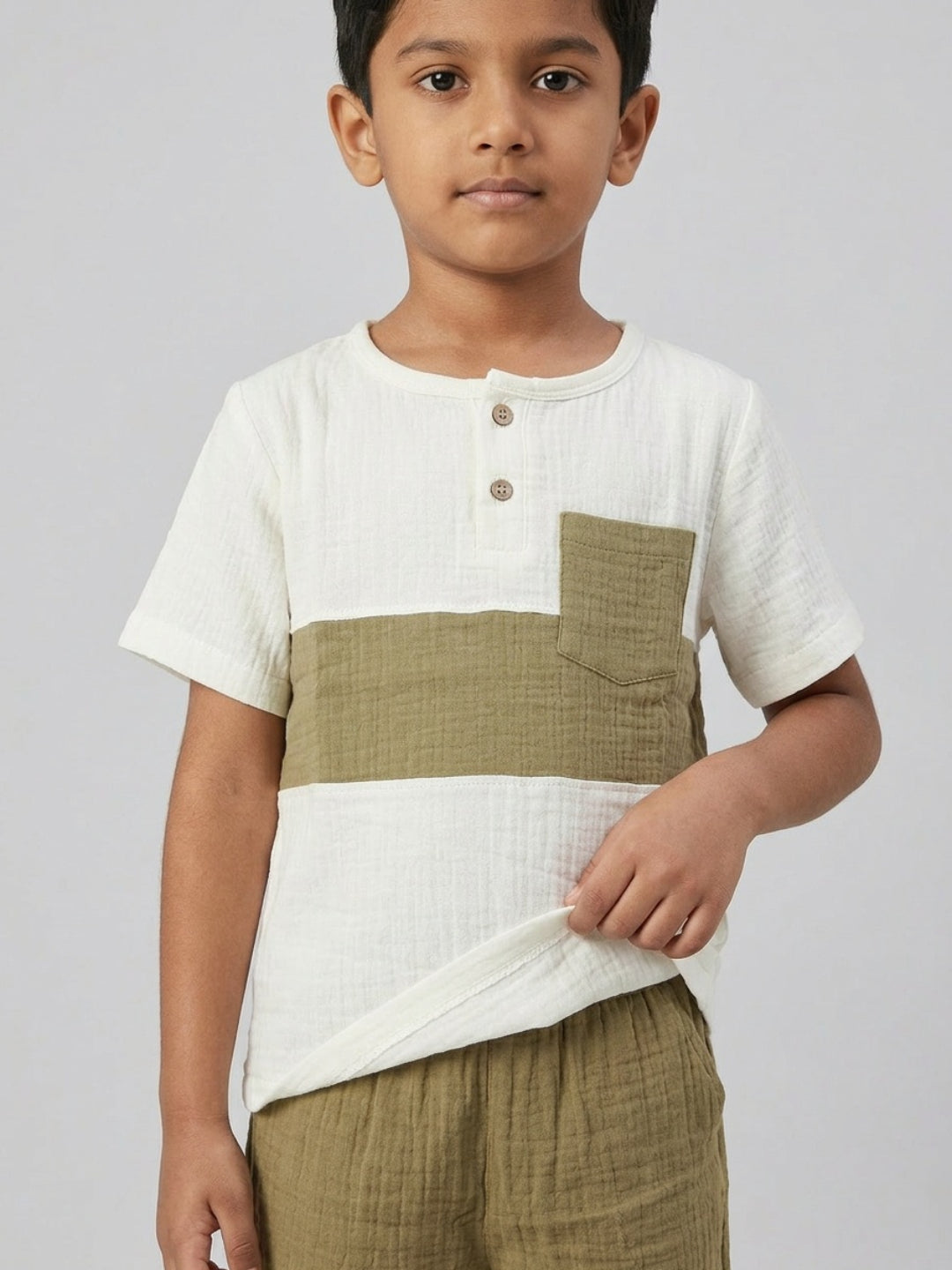 Biglilpeople Boys Organic Soft Crinkled Muslin Off White & Olive Color Shirt & Short