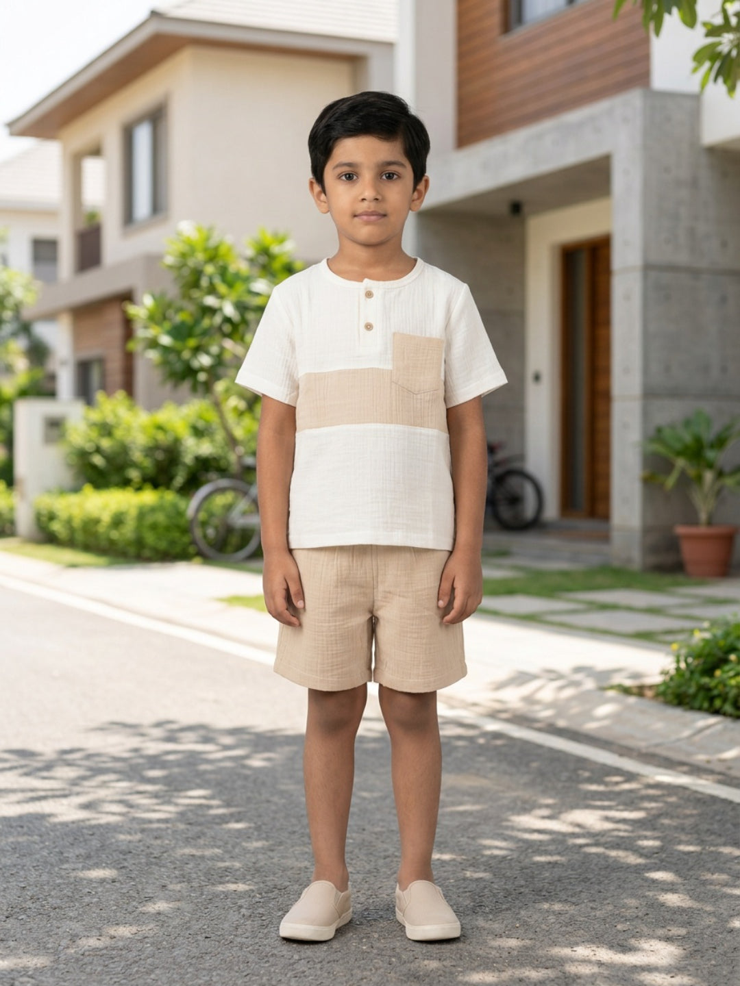 Biglilpeople Boys Organic Soft Crinkled Muslin Off White & Beige Shirt & Short