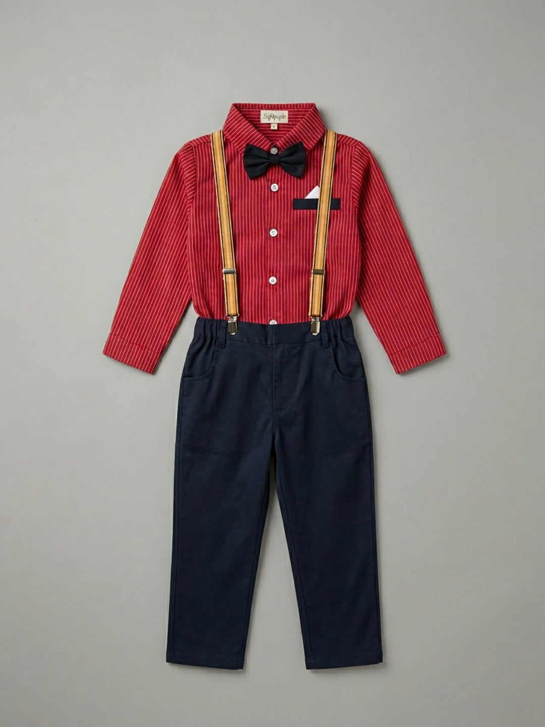 बिगलिलपीपल लड़कों की लाल शर्ट क्लासिक बो टाई के साथ और नीली पैंट सस्पेंडर्स के साथ