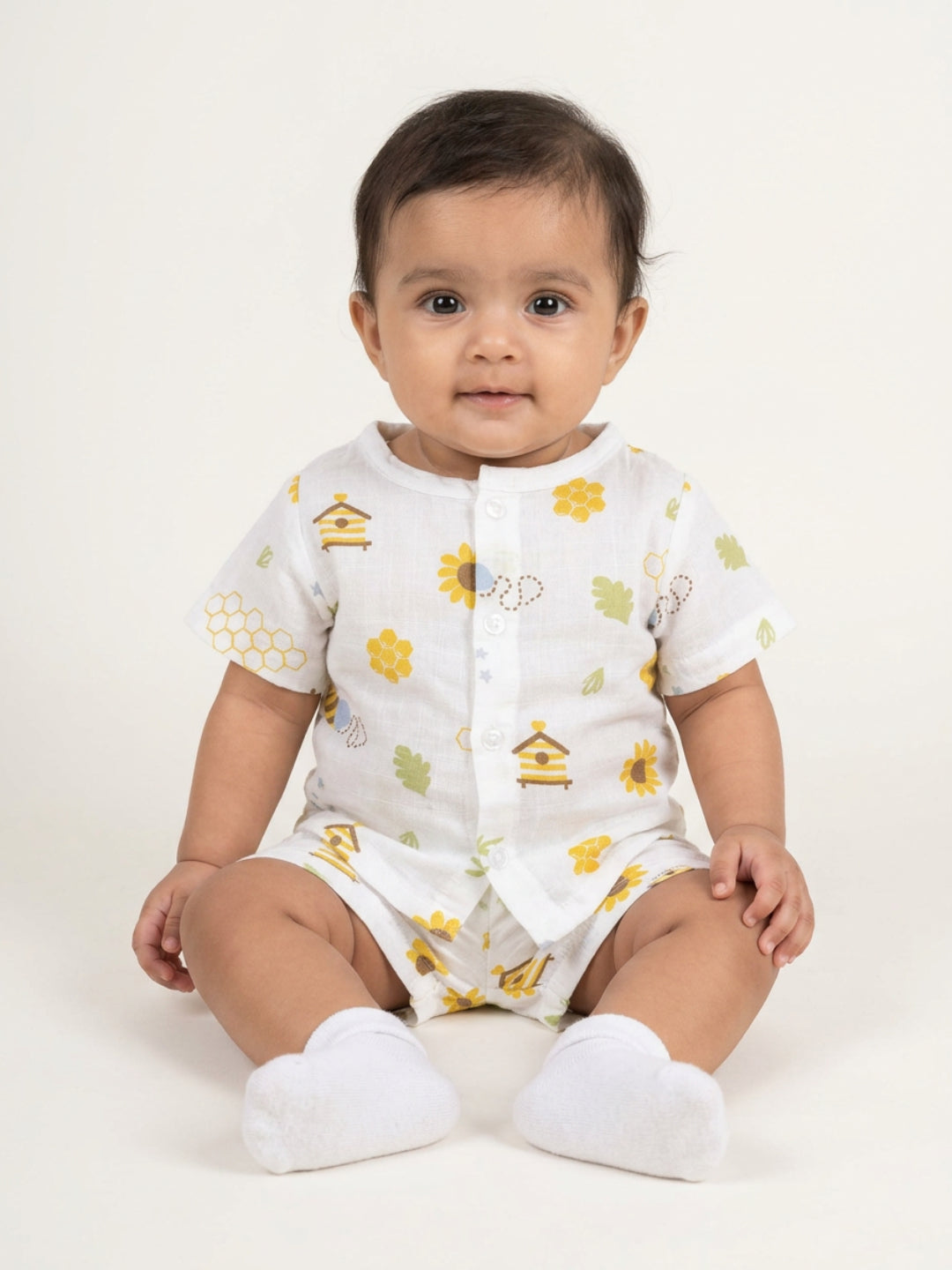 Biglilpeople Unisex Multicolor Floral & Honeybee Round Neck Short Sleeves Clothing Set