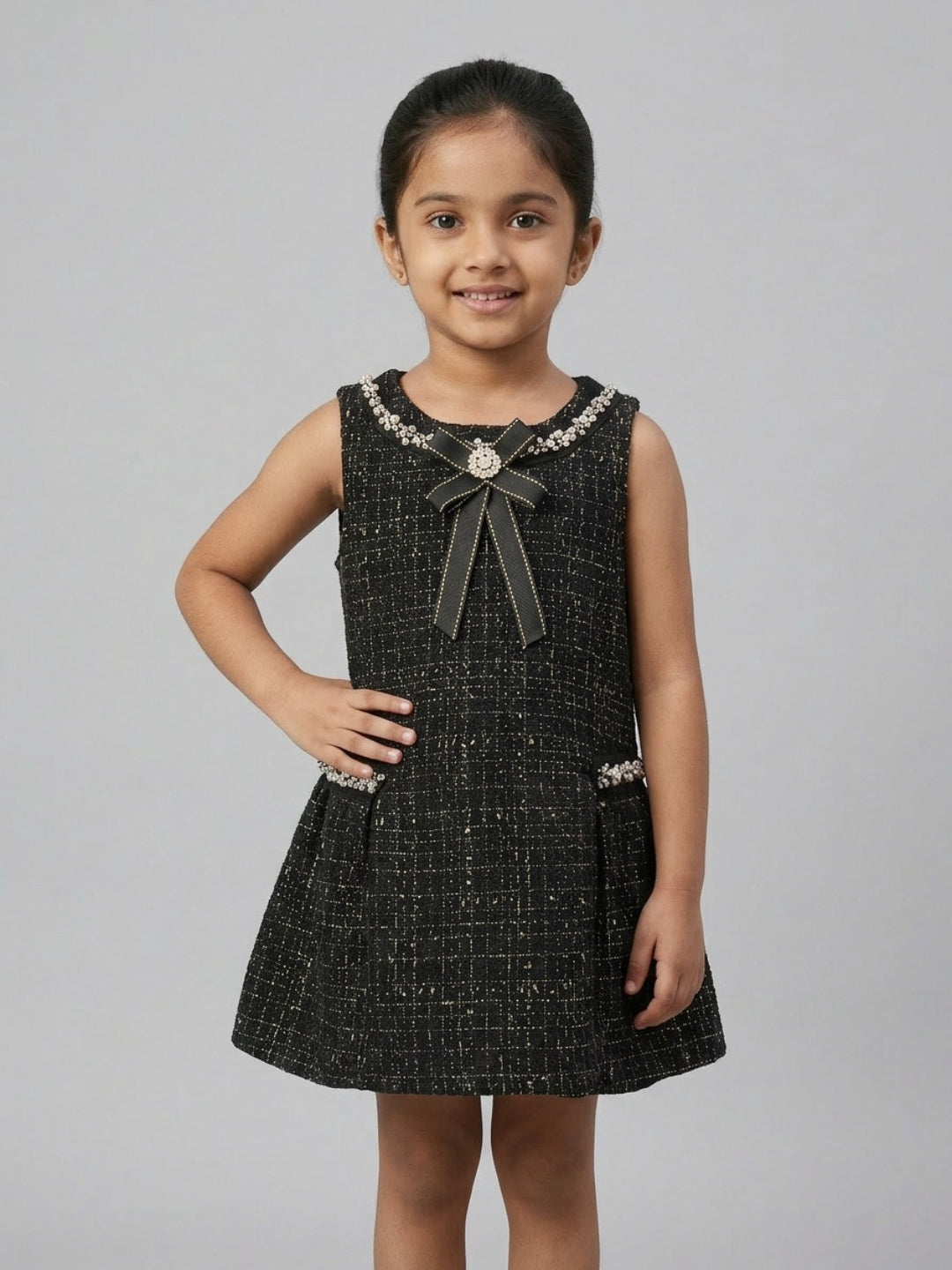 Biglilpeople Girls Black Tweed Bow Detailed Round Neck Sleeveless A-Line Dress