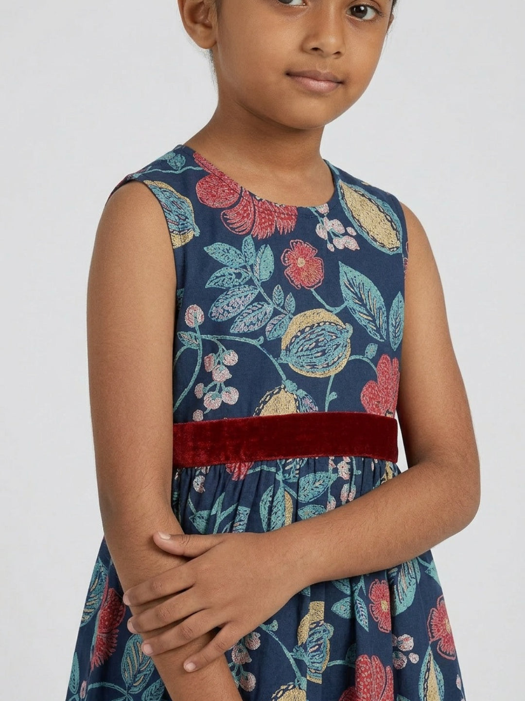 Biglilpeople Girls Multicolor Floral Print Round Neck Sleeveless A-Line Dress