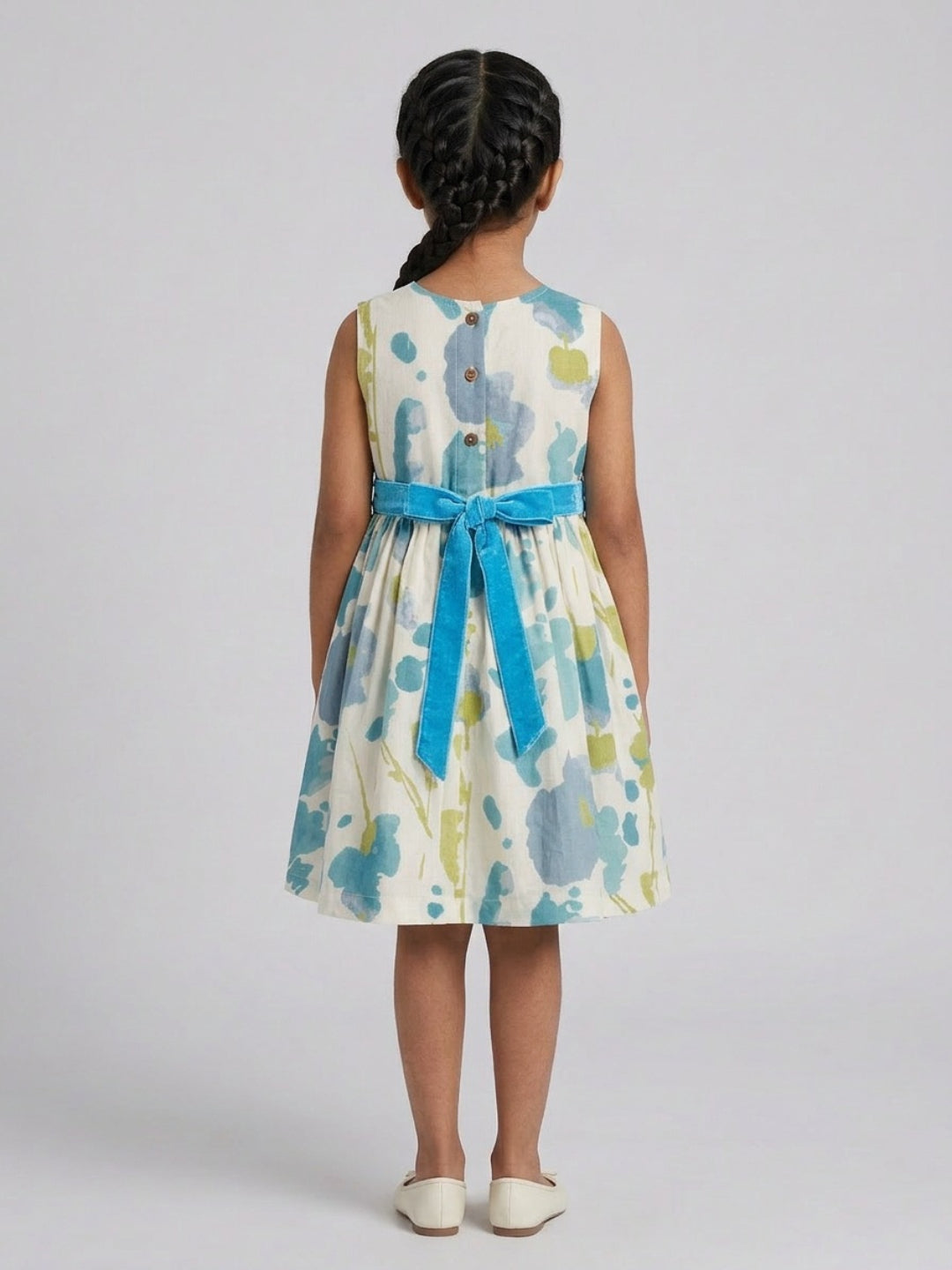 Vestido acampanado sin mangas con cuello redondo y estampado abstracto multicolor para niña de Biglilpeople