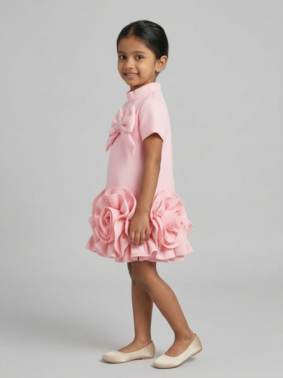 Vestido de línea A con cuello alto, manga corta y flores 3D de color rosa para niñas de Biglilpeople