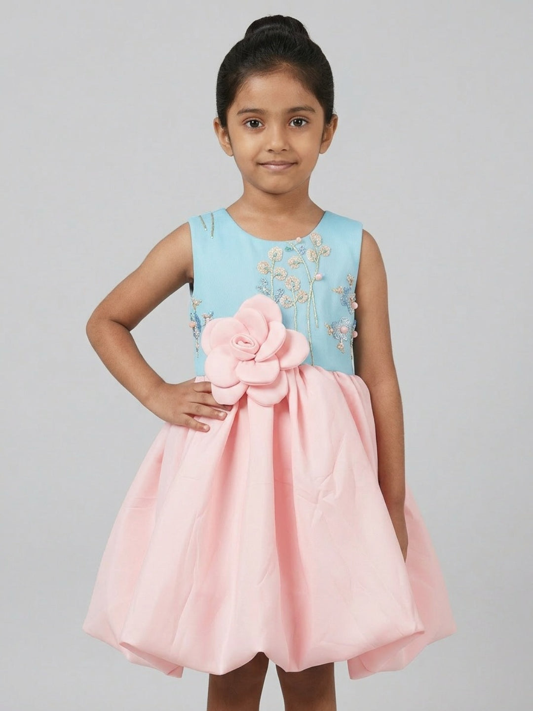 Biglilpeople Girls Multicolour Color-Blocked 3D Floral Round Neck Sleeveless Fit & Flare Dress