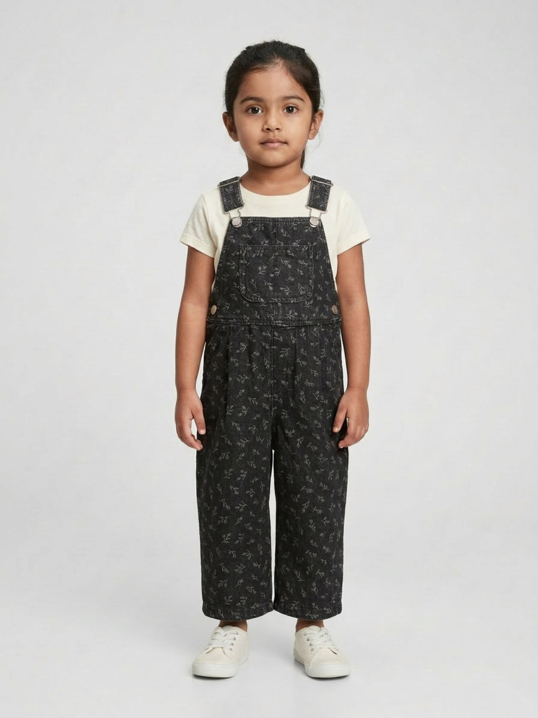 Biglilpeople Girls Black Floral Print Square Neck Sleeveless Dungaree