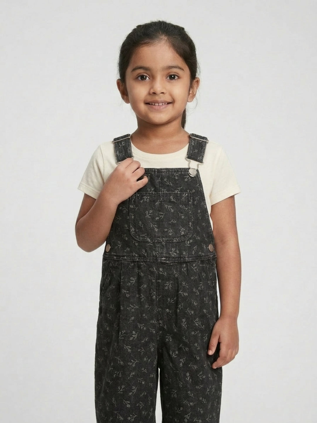 Biglilpeople Girls Black Floral Print Square Neck Sleeveless Dungaree