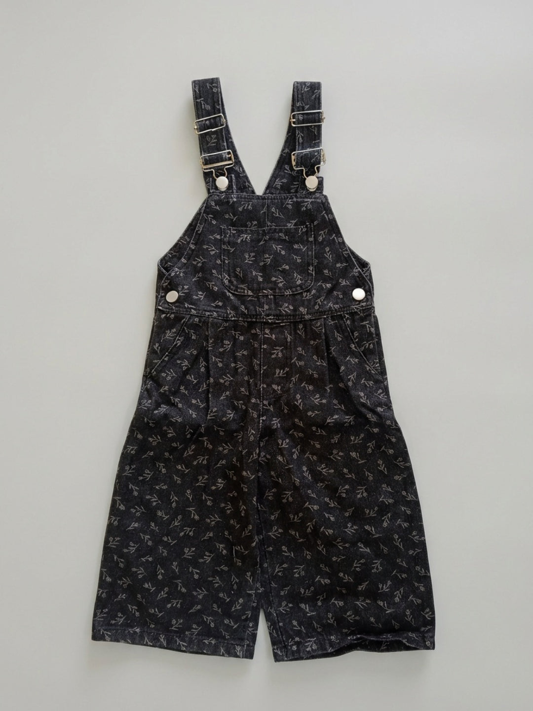 Biglilpeople Girls Black Floral Print Square Neck Sleeveless Dungaree