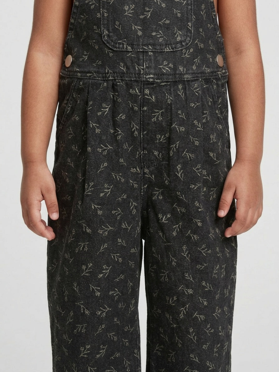 Biglilpeople Girls Black Floral Print Square Neck Sleeveless Dungaree