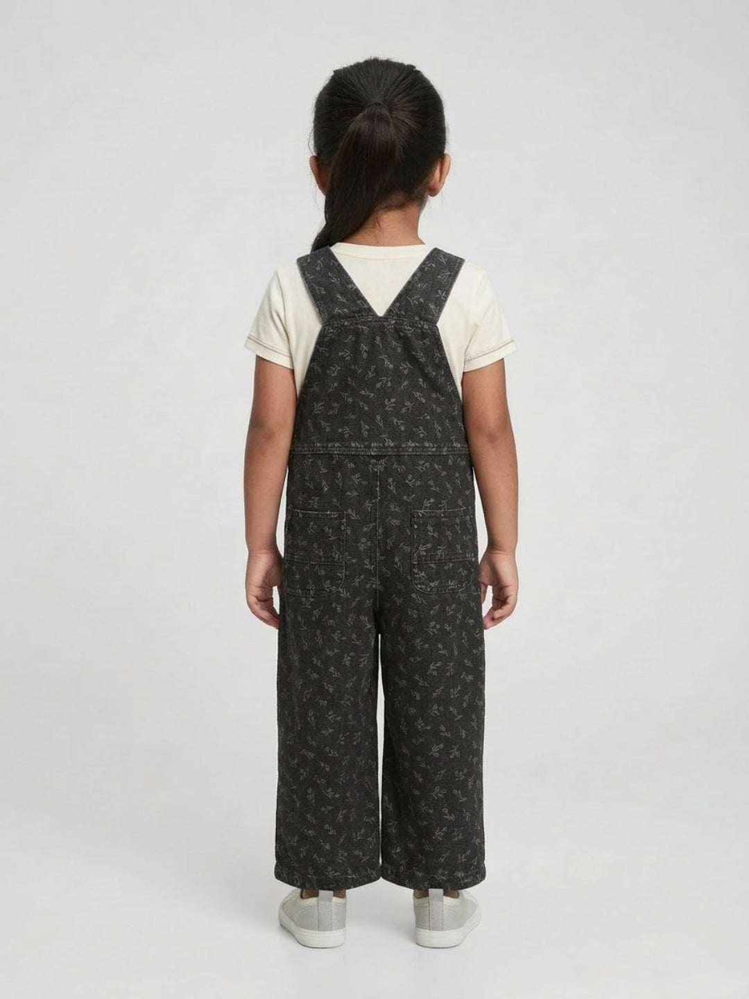 Biglilpeople Girls Black Floral Print Square Neck Sleeveless Dungaree