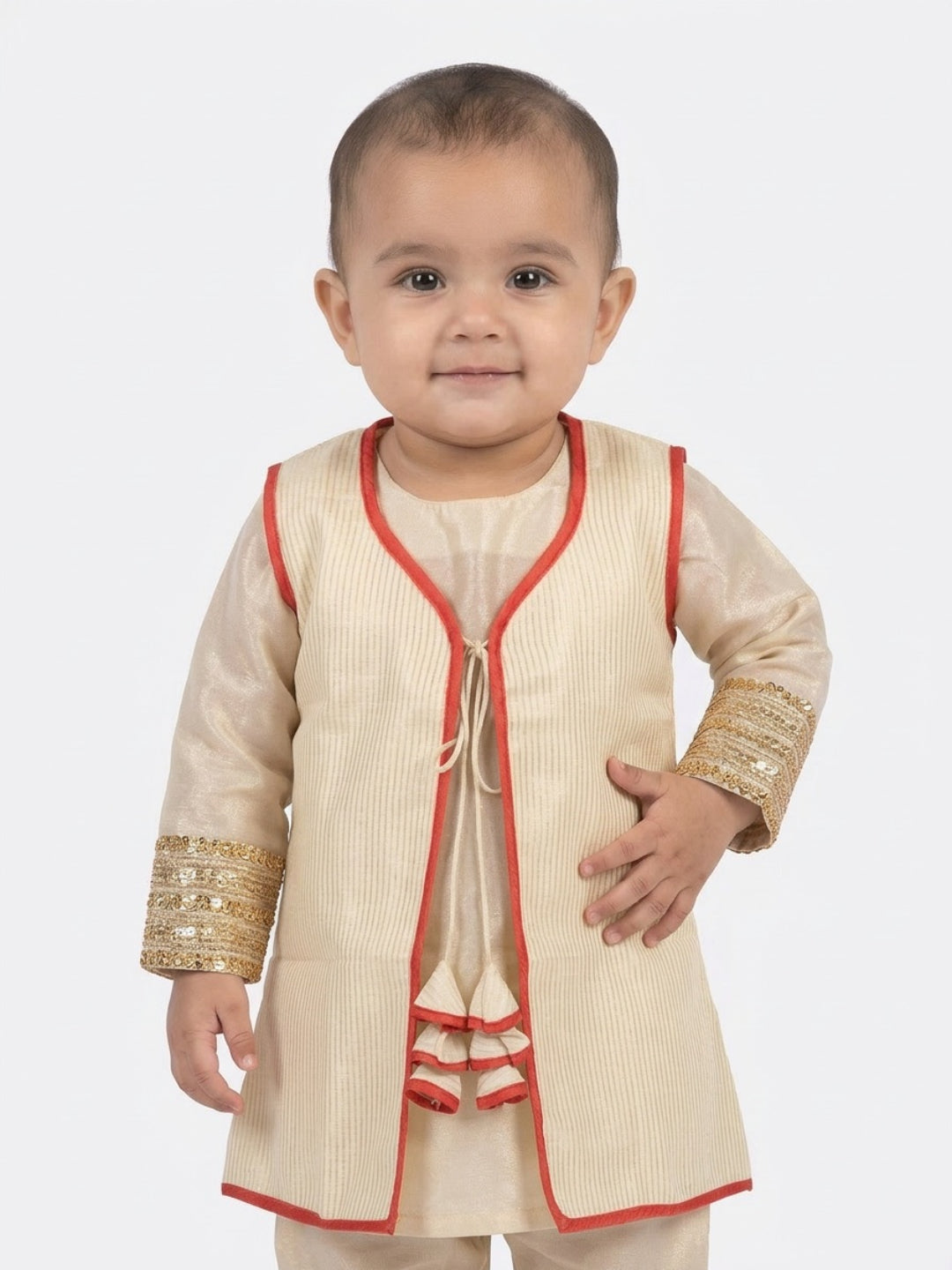 Biglilpeople Kurta recta tradicional beige para bebé niña con pantalón y chaqueta sin mangas