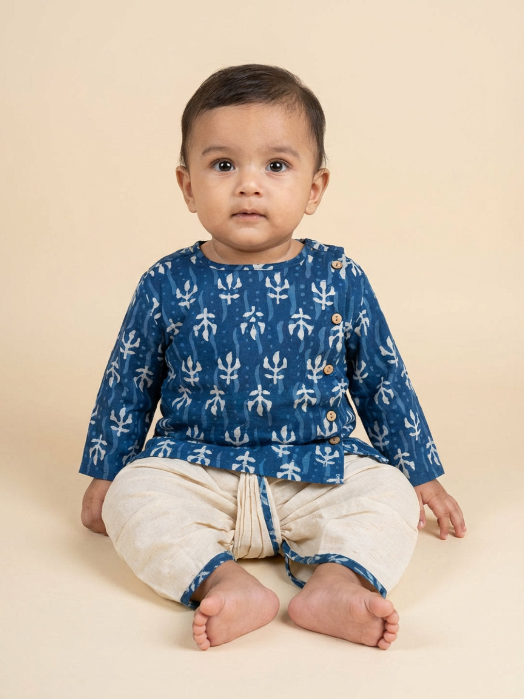 Conjunto de Kurta Angrakha de manga larga con cuello redondo y pantalones Dhoti para niños Biglilpeople, color azul