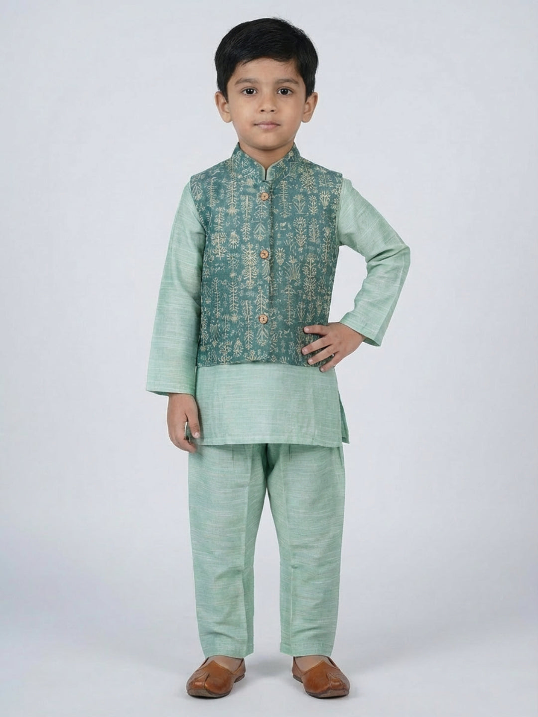 Biglilpeople Boys  Solid Green Straight Kurta & Pyjama Set with Nehru Jacket