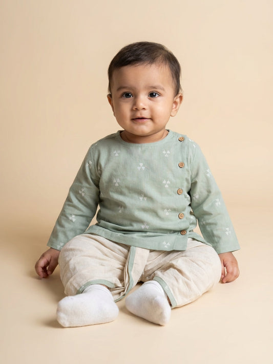 Biglilpeople Boys Green Round Neck Full Sleeves Angrakha Kurta and Dhoti Pants Set